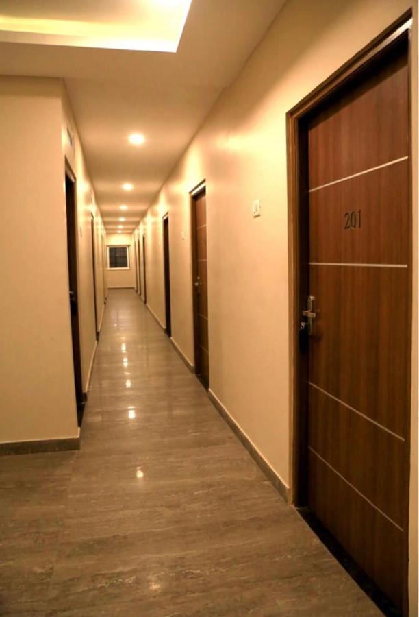 M Square Hotel Vellore Exterior photo