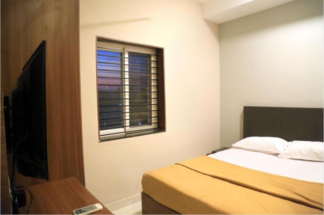 M Square Hotel Vellore Exterior photo